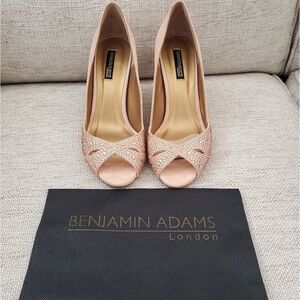 Benjamin Adams 'Camberra' Suede & Rhinestone Pumps - size 8.5 in Peach